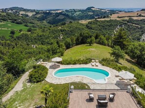 Villa | Pool | Inomhuspool och utomhuspool