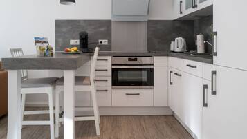 Rumah | Dapur pribadi | Oven, ketel listrik, dan pemanggang roti