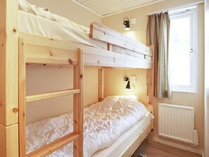 House - 5 Person Holiday Home in Salen (Salen)