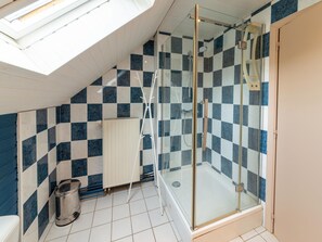 House | Bathroom - Magnificent Home in Tilf With Garden (Esneux)