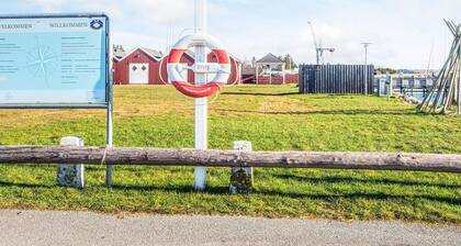 6 Person Holiday Home in Hojslev