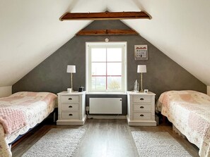 Maison | 2 chambres, ameublement personnalisé