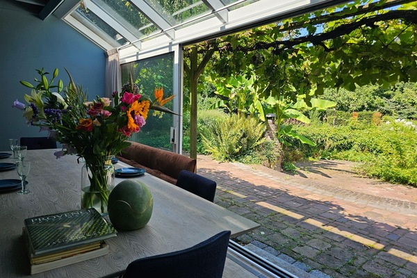 House | Balcony