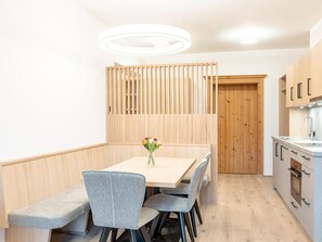 Apartment | Dining - New Apartment Reith in Sunny Kitzbuhel (Reith bei Kitzbuehel)