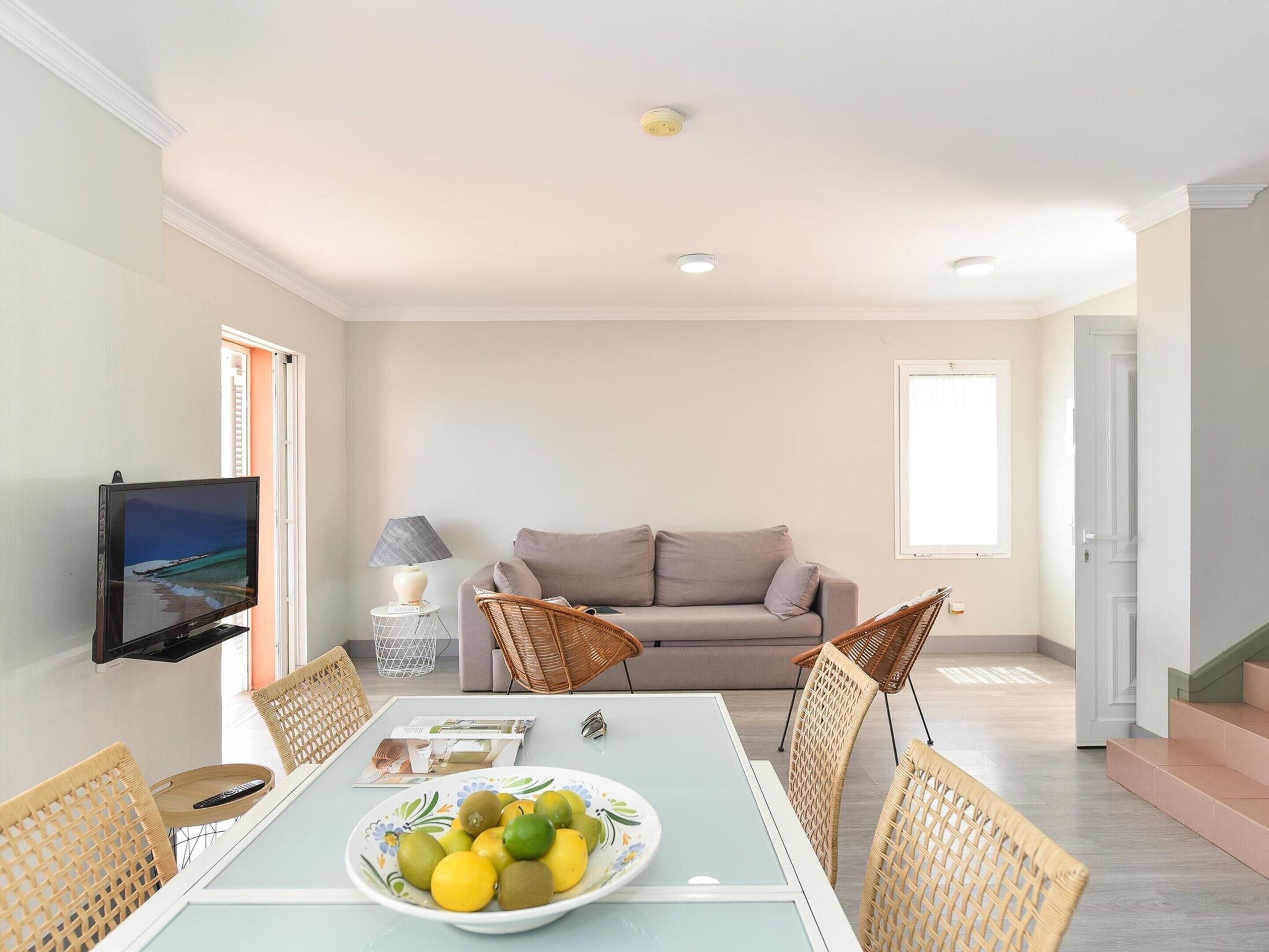 Chalet | Dining