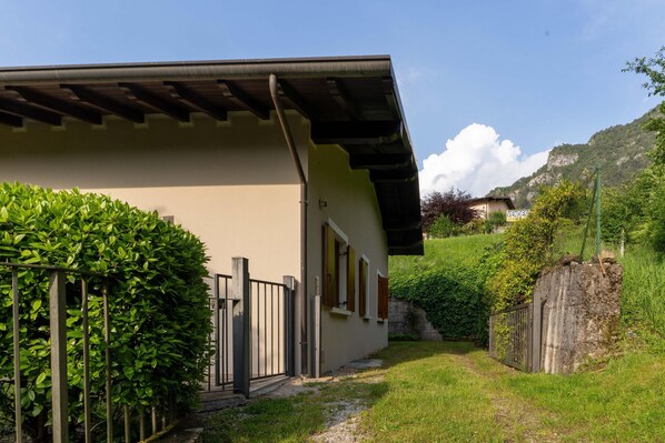 House | Exterior