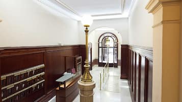 Villa | Reception