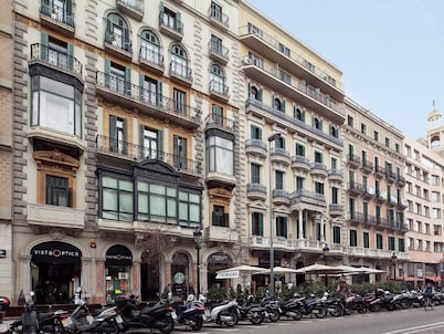 Belvilla by OYO Catalunya Palace Apartment