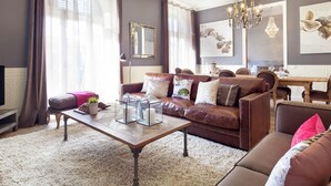 Villa | Living area