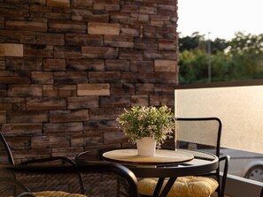 Apartment | Dining