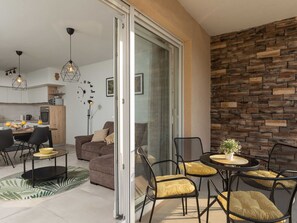 Dining - Apartment Why Not - Two Bedroom Apartment With Balcony (Dubrovnik)