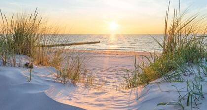 Charming Apartment Near Beach