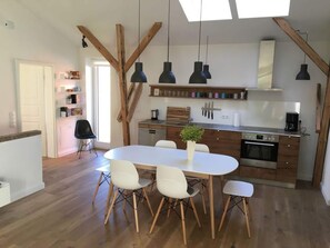 Apartament | Cuina privada | Forn