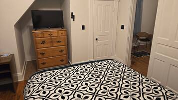 1 Schlafzimmer, Schreibtisch, Bügeleisen/Bügelbrett, WLAN