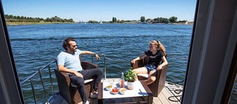 Amazing Houseboat in Kinrooi for Rent