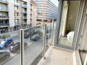 Apartment | Balcony - Apartment in Nieuwpoort With Terrace (Nieuwpoort)