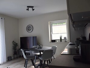 Dining - Beach Apartment in Schleswig-holstein (Westerdeichstrich)