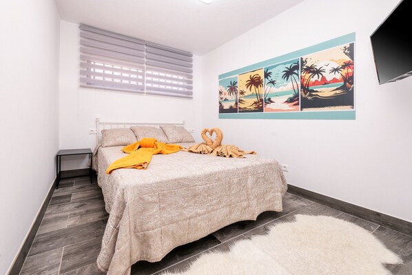 In-room safe, iron/ironing board, travel cot, free WiFi