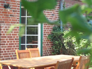 Dining - "luv" in House Smaswai 10 (Nebel)