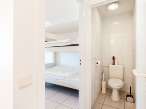 Apartment | Bathroom - Apartment in Oostduinkerke With Garage (Koksijde)