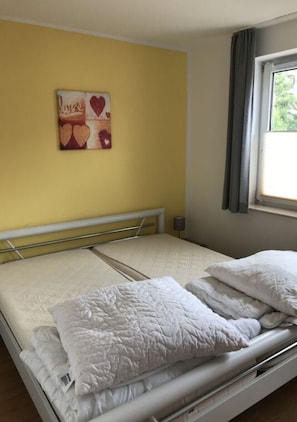 Casa | 2 camere, con arredamento individuale, ferro/asse da stiro
