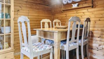 House | Dining