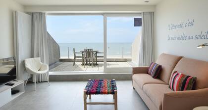 Studio in De Haan With Sea View