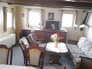 Interior - Anne Leipert Modern Retreat (Seifhennersdorf)