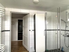 單棟房屋 | 浴室