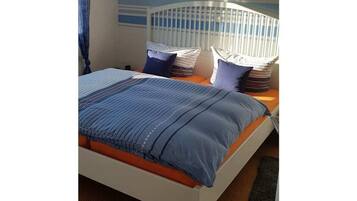 House | 2 bedrooms, individually furnished, iron/ironing board