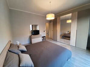 House | 2 bedrooms, bed sheets