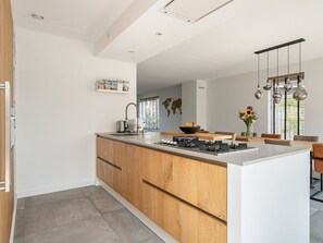 House | Private kitchen - Tasteful Holiday Home in Middelburg With Garden (Middelburg)