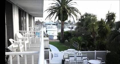 2 Bedroom Waterfront Pool Side!