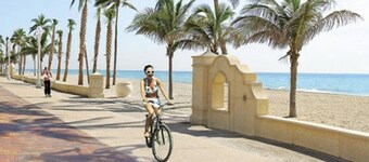 2 Bedroom Waterfront Pool Side!