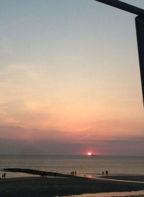 Apartment | 3 bedrooms, iron/ironing board - Villa Right by the sea (Julianadorp)