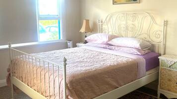 4 Schlafzimmer, Bügeleisen/Bügelbrett, Reisekinderbett, kostenloses WLAN