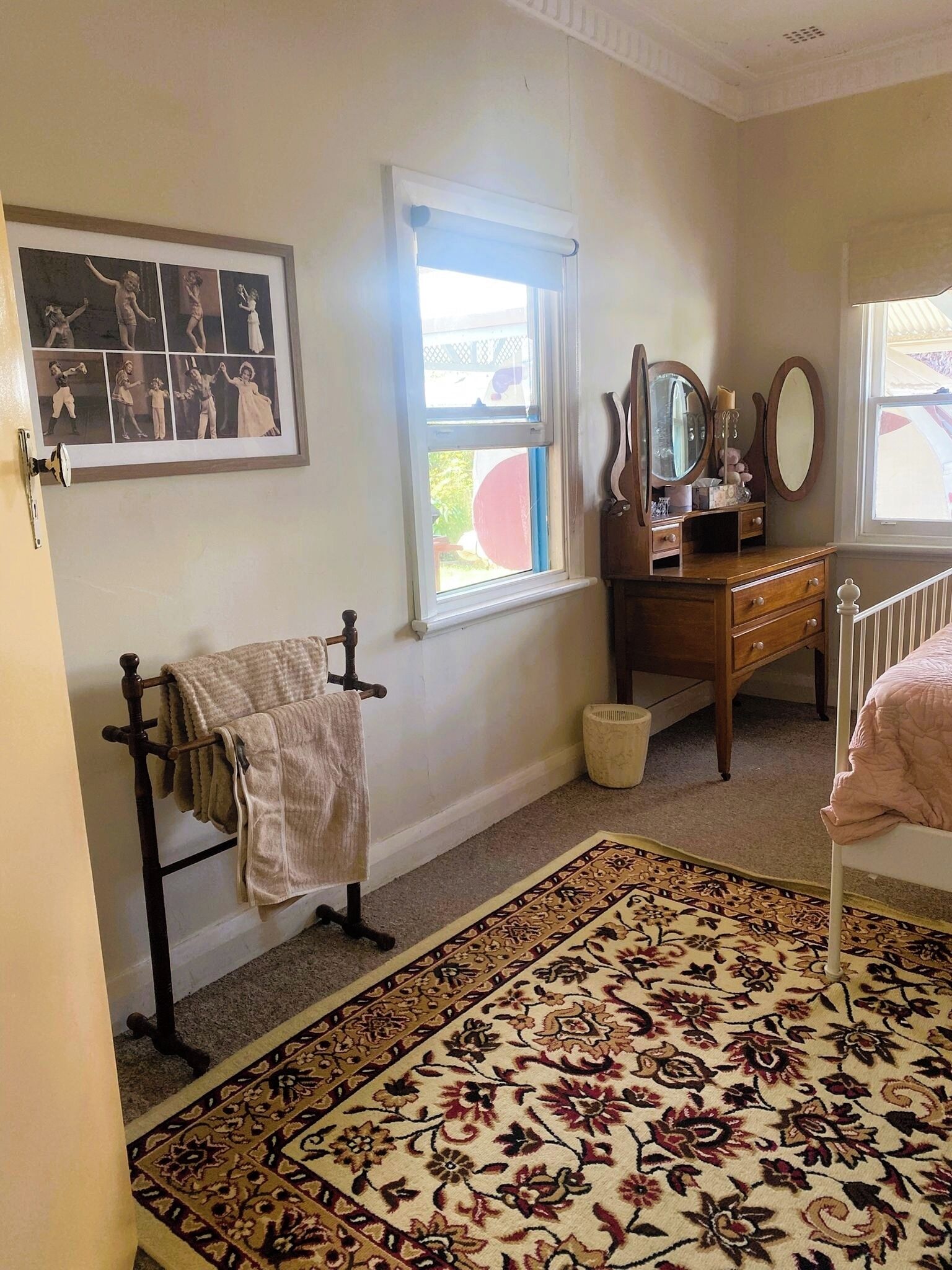 4 bedrooms, iron/ironing board, travel crib, free WiFi