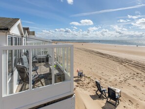 Balcony - Holiday Home in Dishoek by the Beach (Koudekerke)