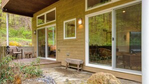 Terrace/patio - Forest Views, Enclosed Patio in Secluded Modern Home | Woodland Zen by AvantStay (Stockbridge)