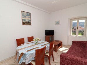 Apartment | Dining - Apartment Lepur Slano - Two-bedroom Apartment With Terrace (Dubrovacko Primorje)