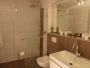 Ferienhaus | Badezimmer