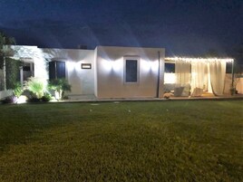 House | Bahagian luar