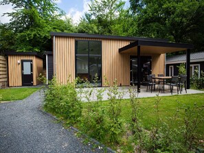 Chalet | Exterior - House With Dishwasher, in Nature Reserve (Rhenen)