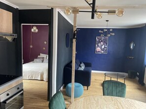 1 habitación, cuna de viaje, wifi gratis y ropa de cama