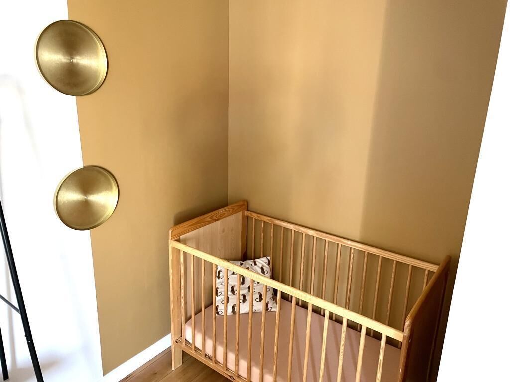 1 bedroom, travel crib, free WiFi, bed sheets