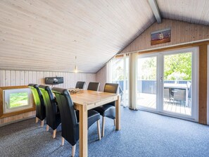 House | Dining