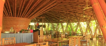 Hanchey Bamboo Resort