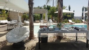 Exterior - Villa in Patras With Pool Near Beach (Patras)
