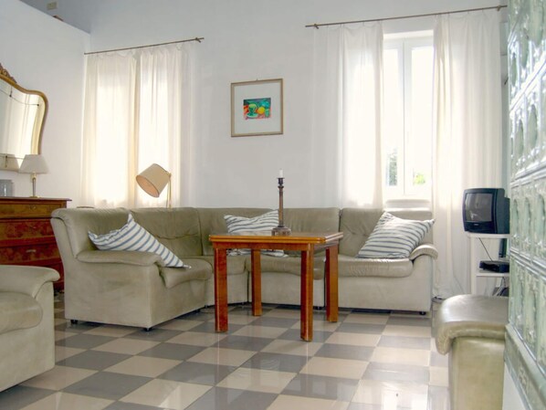 Fireplace - Charming Apartment in Vodice (Pasman)