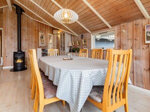 House | Dining